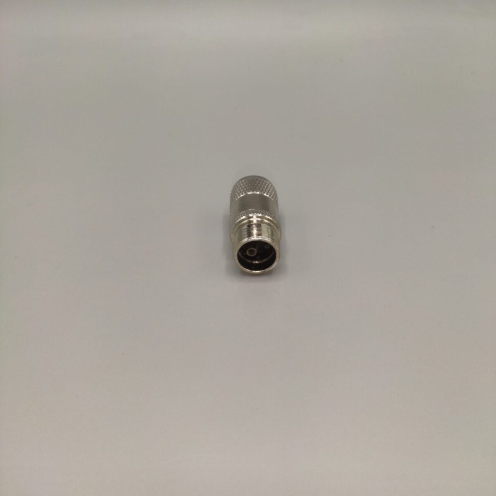 Adattatore da 2 a 4 vie