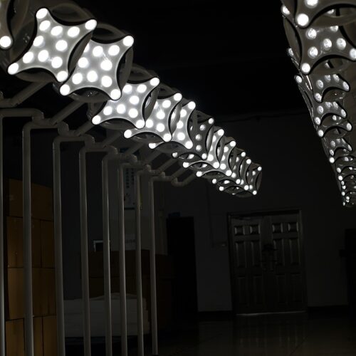Alternative view of Lampada a led luce naturale per chirurgia su ruote