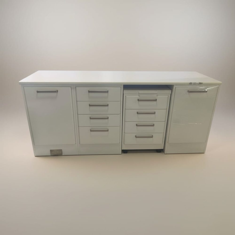 Set di 4 Mobili medicali standard